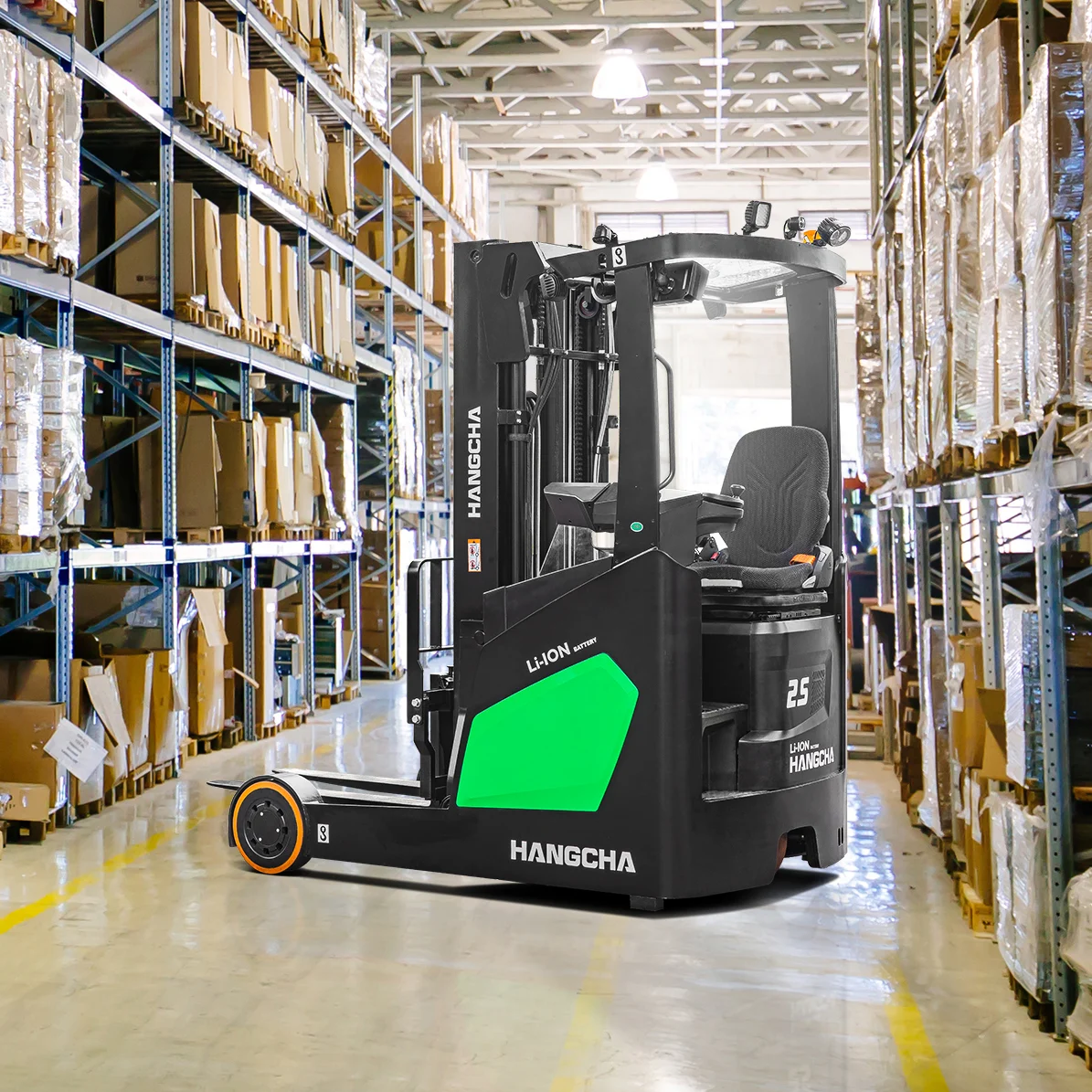 Reach Truck Hangcha XC Series: Revoluciona tu Almacén con Tecnología de Litio de 1,4 – 2,5 t